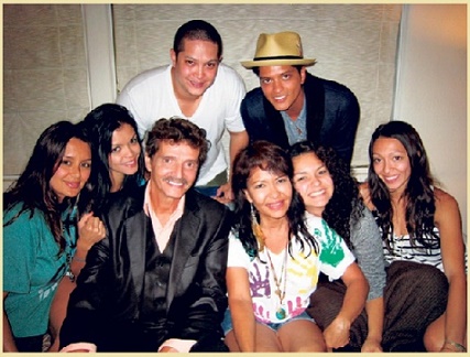 familia de bruno mars